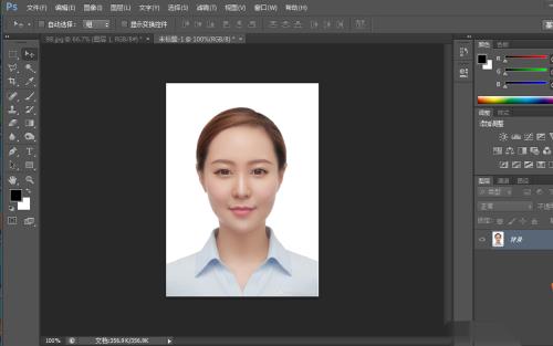如何给证件照添加背景色