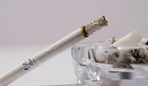抽烟有害健康,烟灰却有大用处