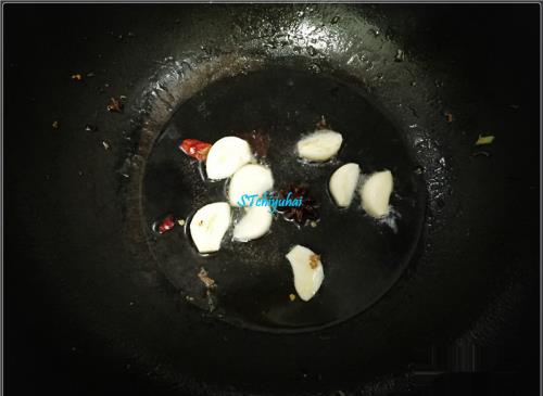 家常菜系蒜葱烧金鲳