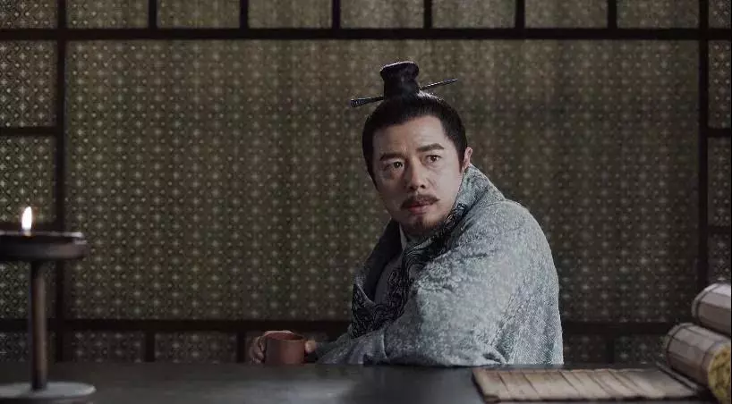 一字千金的典故与吕氏春秋有关对吗(2)