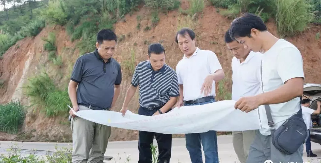 阿扎河乡到阿者村有公交吗(1)
