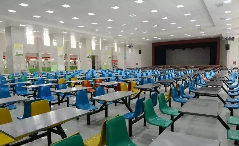 正定中学东校区和本部的差别(4)