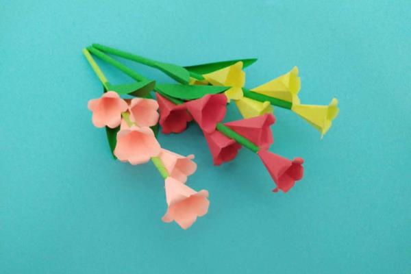 4步折纸花花束怎么叠.