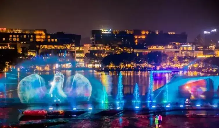 深圳欢乐谷夜场门票包含什么项目(13)