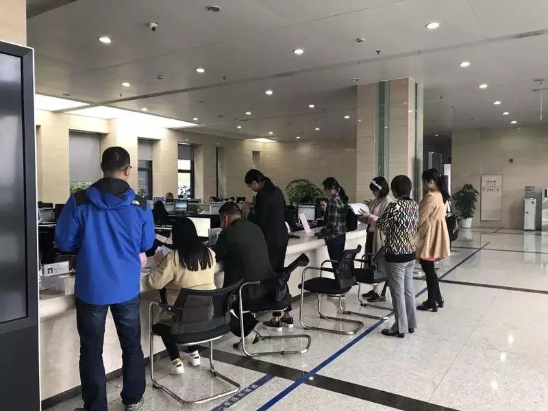 杭州下沙市民中心周末上班吗(2)