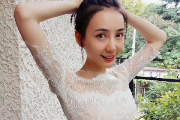 校花的贴身高手2陈雨舒的扮演者是谁.