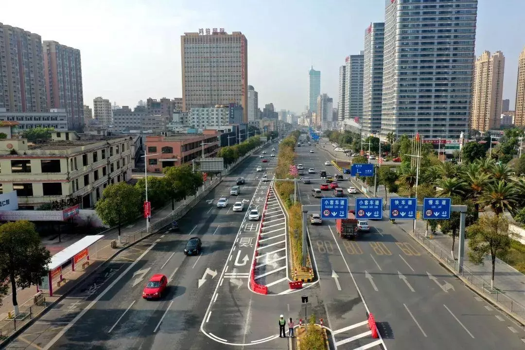 香梅路车道反转逆行会拍吗(2)