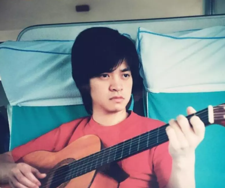 李健妻子是做什么的(19)