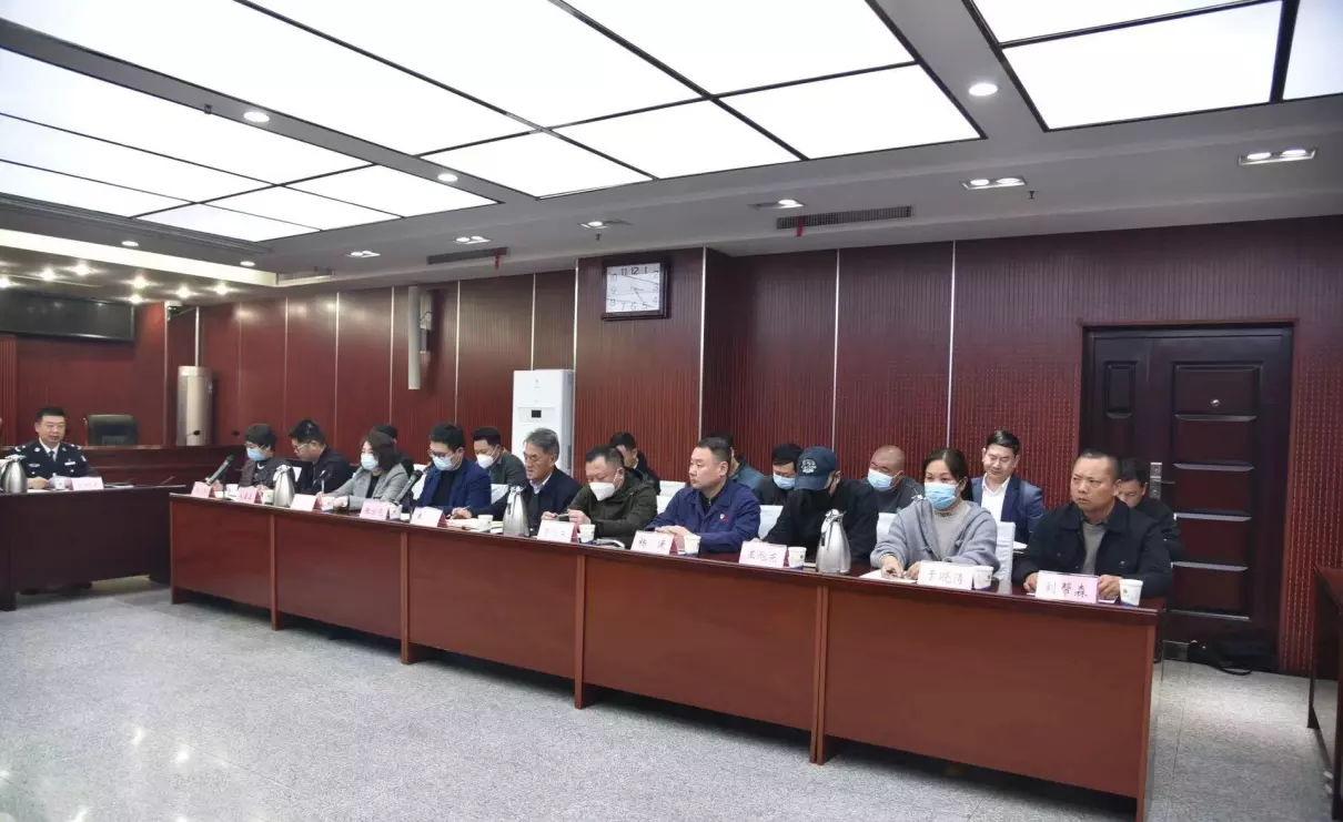 洛阳警企座谈会有什么建议(4)