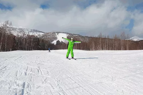 滑雪技巧初学者双板怎么刹车(11)