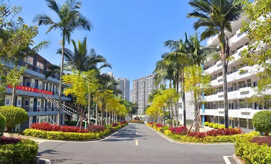 福州经济学校是公立学校吗(2)