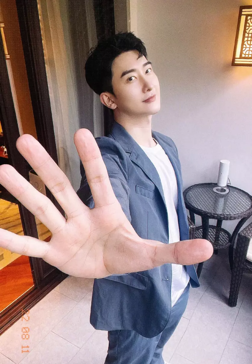 周觅是super junior成员吗(1)