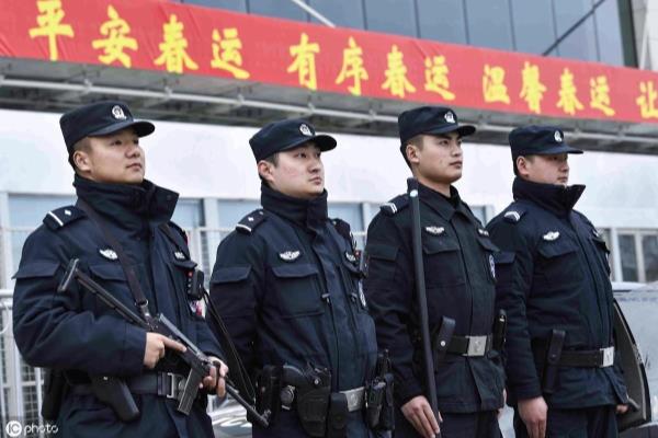 警察进娱乐场所受什么处分.