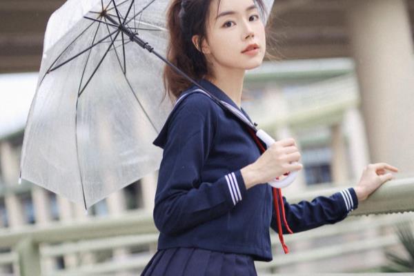 女朋友问你在干嘛呢怎么回复.