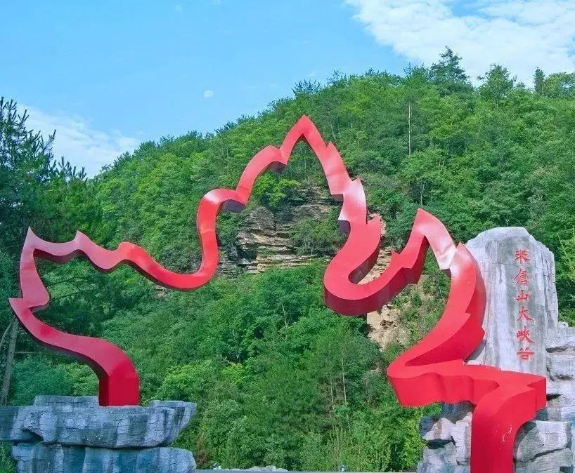 龙潭飞瀑景区用门票吗(1)