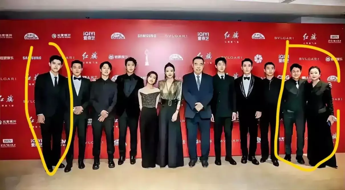 张子枫个人资料简介身高体重(1)