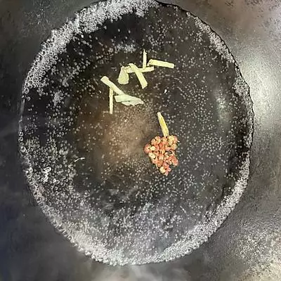 白灼虾蘸料用生抽还是蒸鱼豉油好(5)