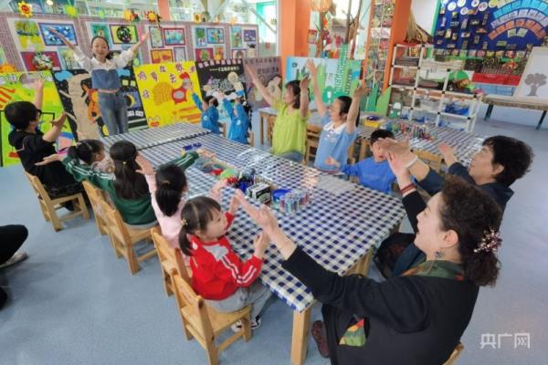 黑猫警长儿歌一枪一个是什么歌.