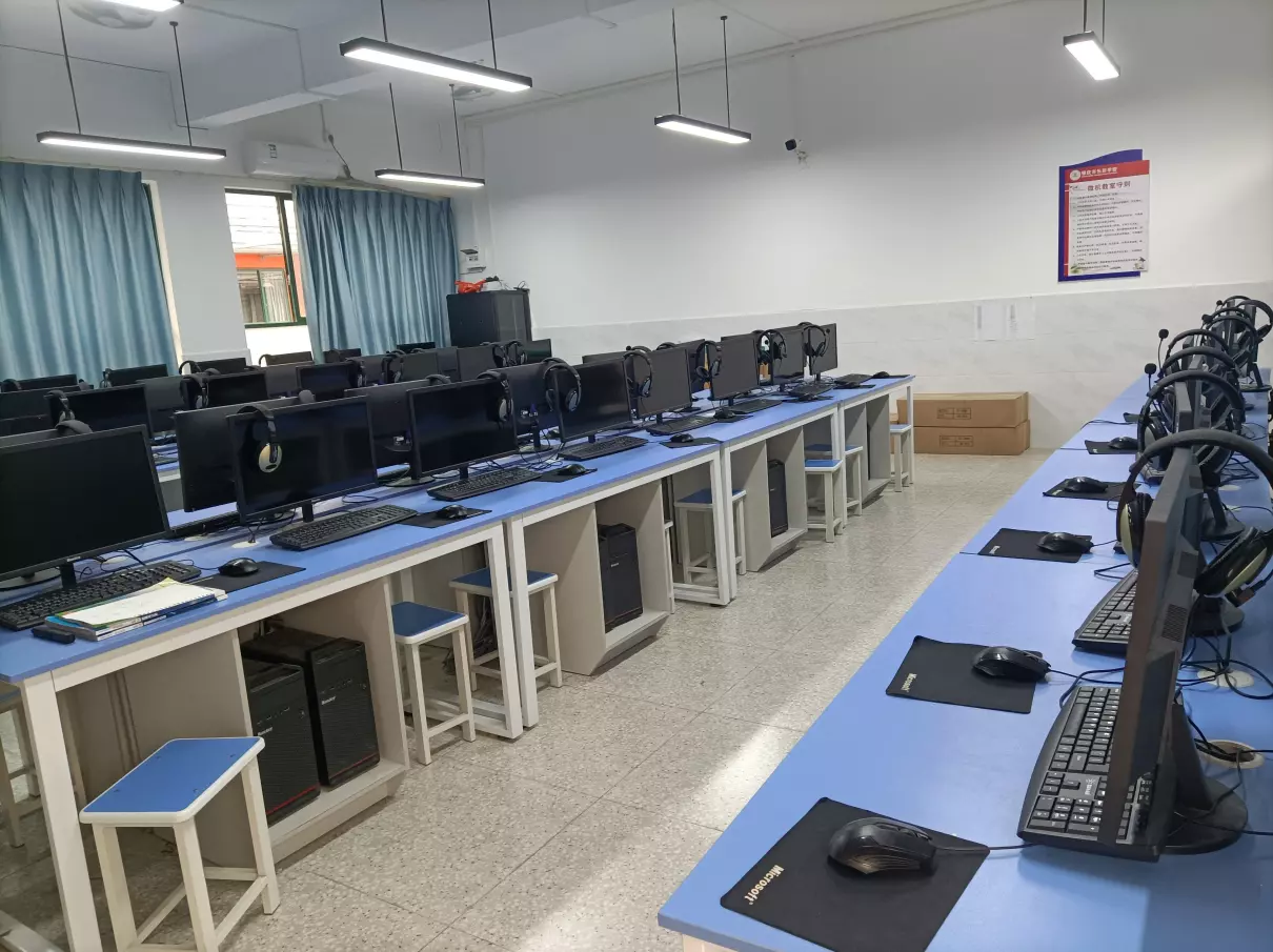 肇庆长田学校是什么学校(18)