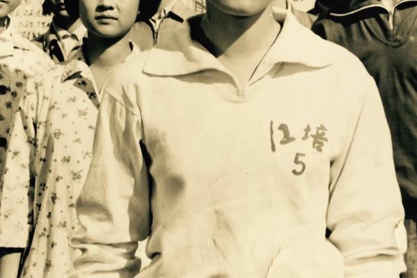 张芝华的儿子郭成谈父亲.