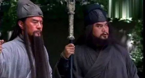 关羽的性格是什么样的(4)