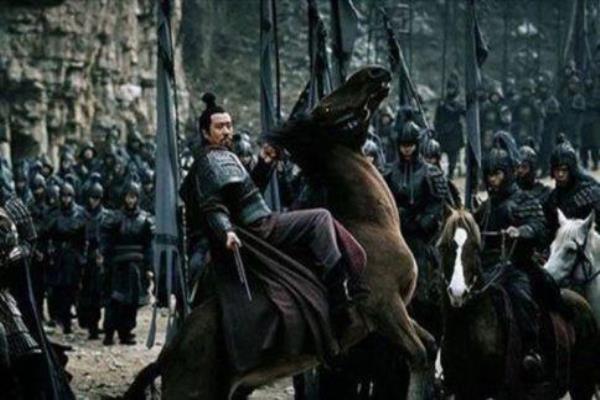 关羽的性格是什么样的.