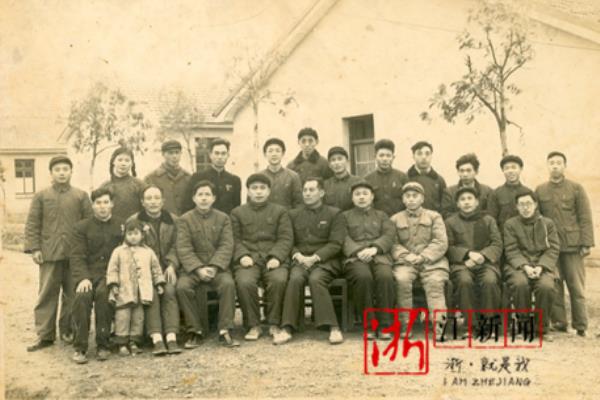 浙江师范大学地址在金华哪个区.