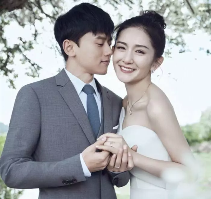 谢娜生的双胞胎是自然受孕还是试管婴儿(1)