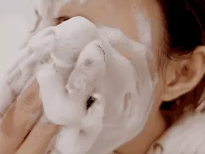 像素激光除皱会使面部皮肤变薄吗(6)