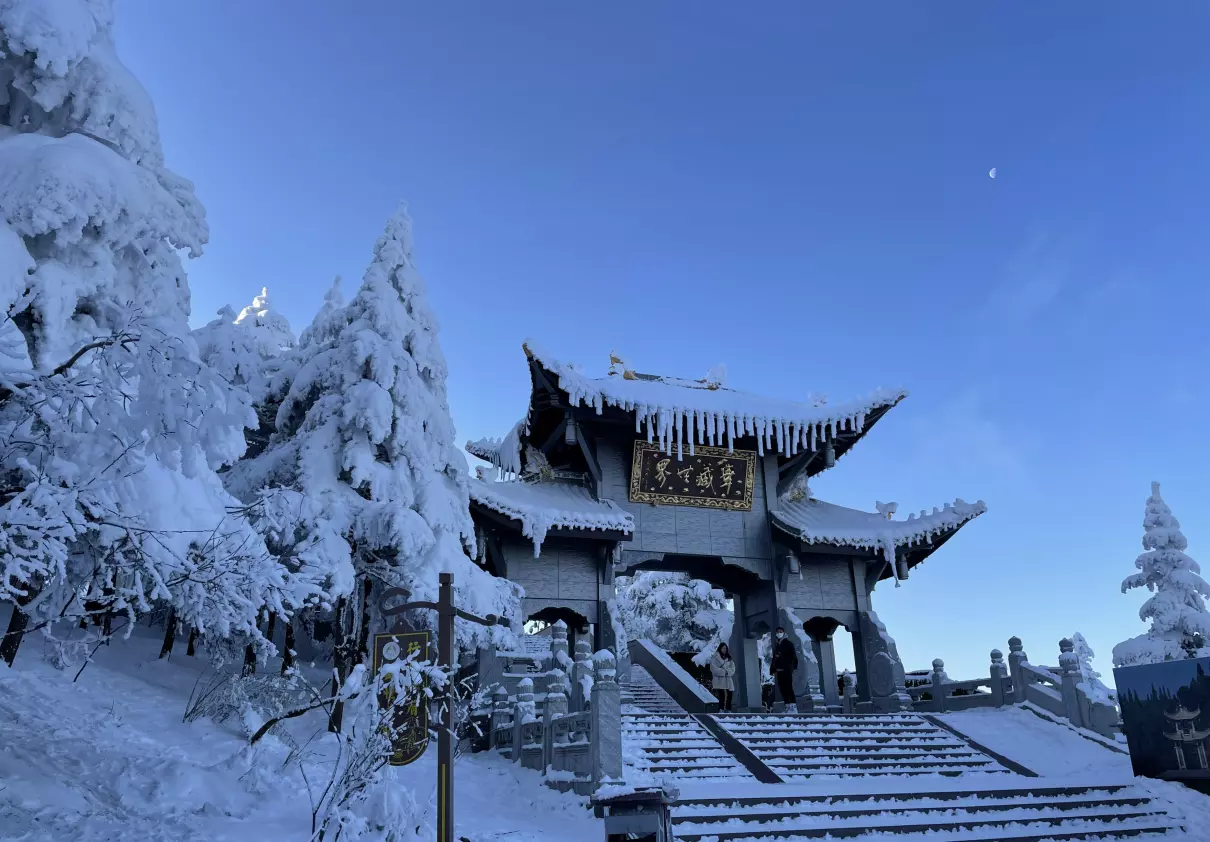 峨眉山门票160包含哪些景点(24)