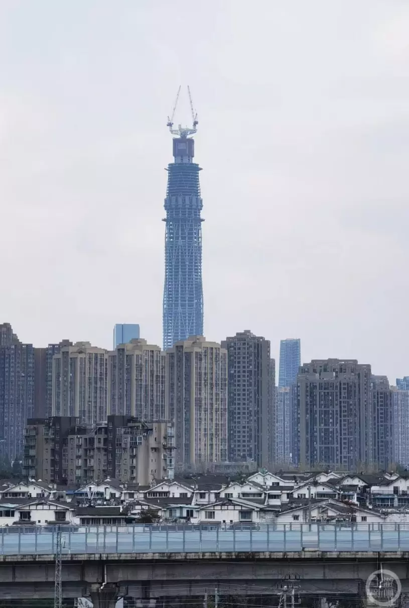成都第一高楼676在什么地方(1)