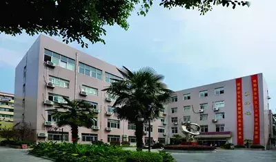 江苏省戏剧学校是中专还是大专(1)