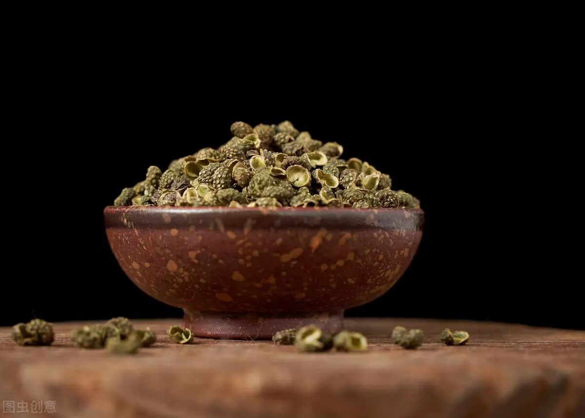 花椒籽榨油的制作方法(9)