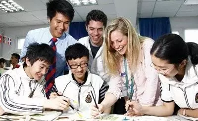 快乐的一家英语怎么写(2)