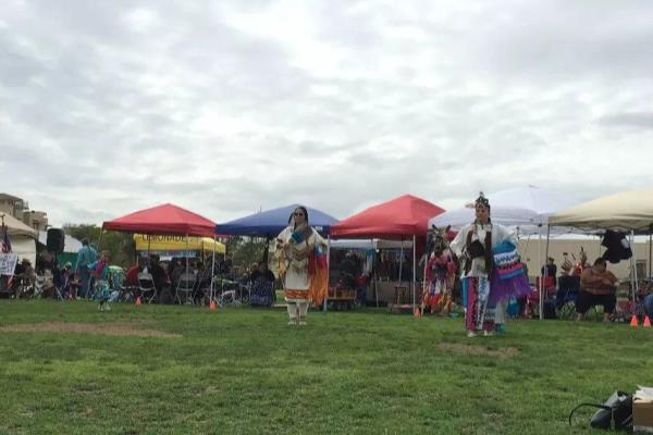 孩子在国外留学,生活费怎么汇款.