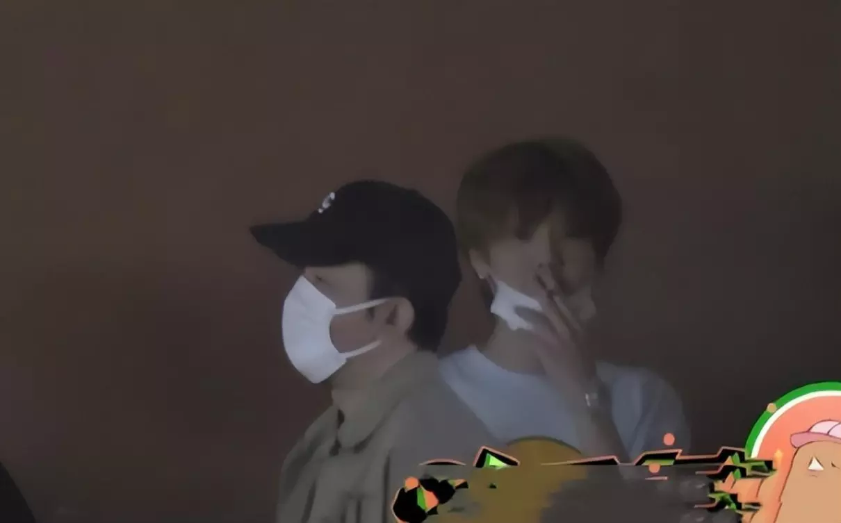 鹿晗抽烟是真的吗(3)
