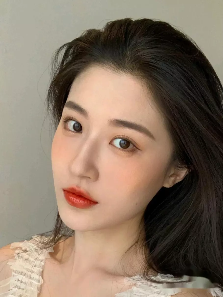 乳和霜有什么区别啊?擦一样可以吗(1)