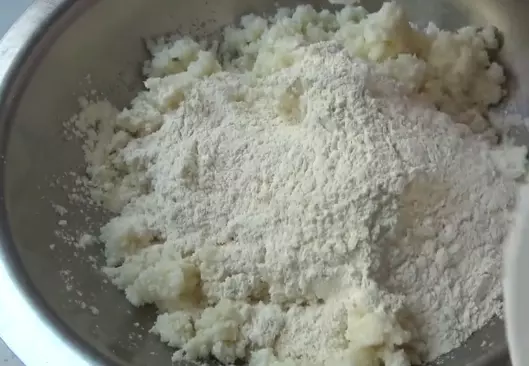 月饼的制作方法和配料家常做法(4)