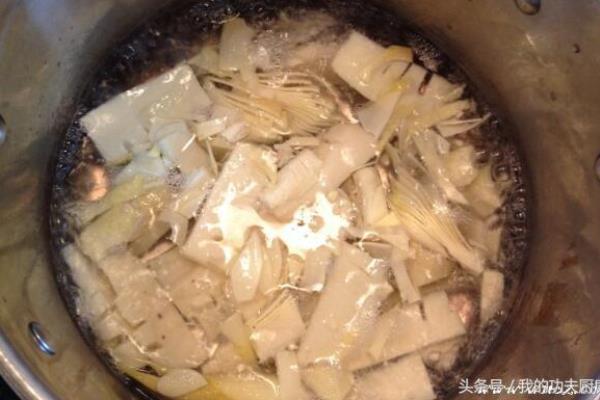 竹笋汤最简单的做法.