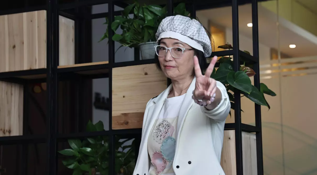 殷十娘的扮演者苑琼丹的介绍(2)