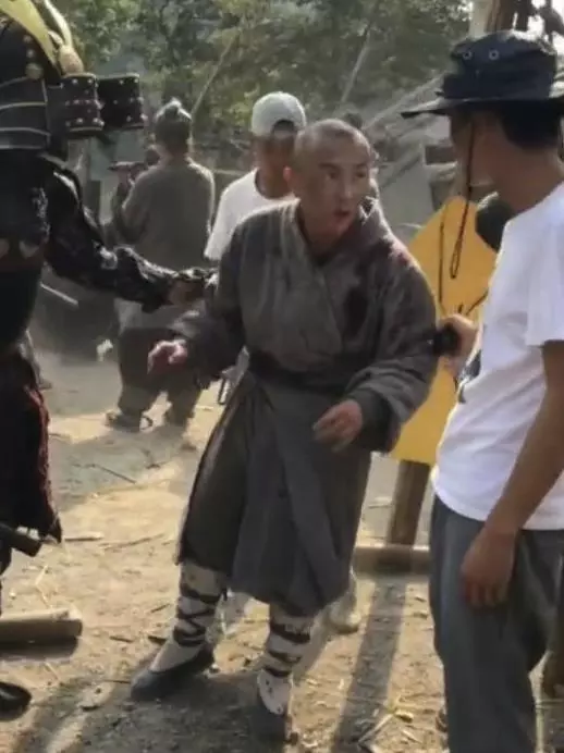 洪文定扮演者叫什么(2)