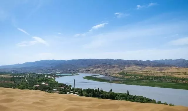 中国最值得去的沙漠旅游景点(2)