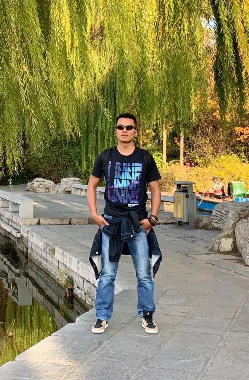 丁雷雨书法有收藏价值吗(1)