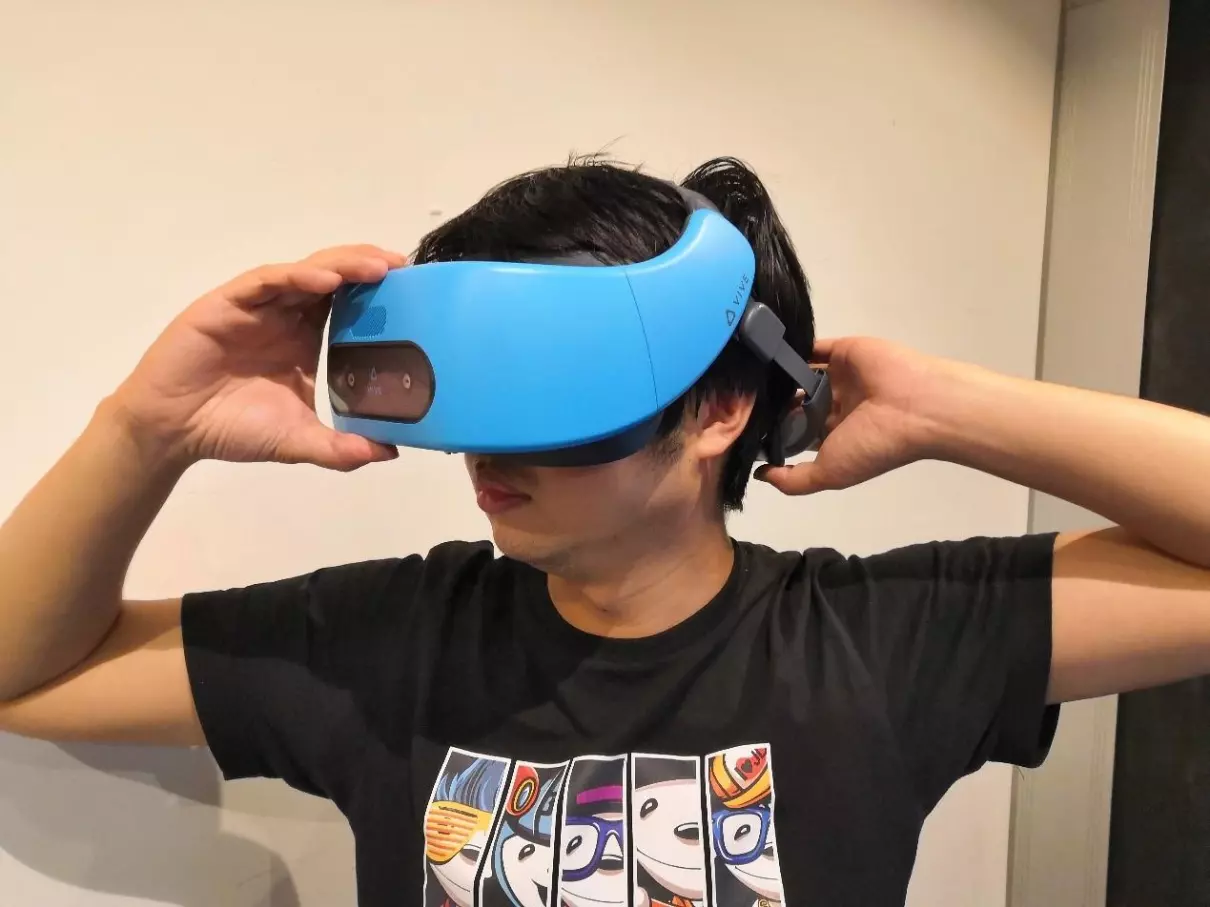 最好的看vr影片的设备是哪个(11)