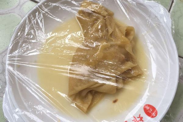松木的家具的气味可以用保鲜膜吗.