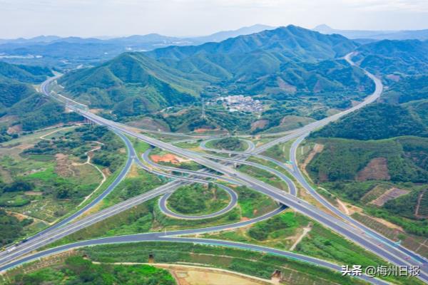 大潮高速在2020年几月份开通.