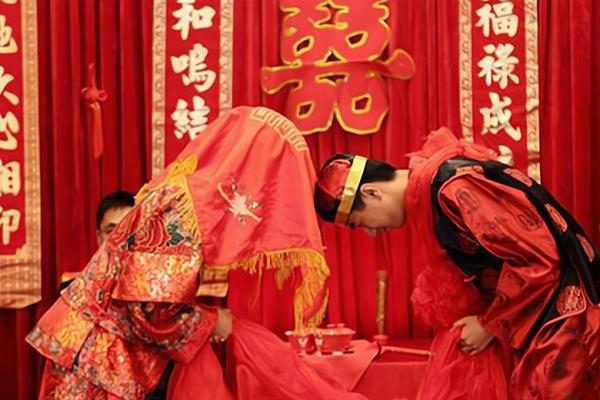 2023年是闰年吗为什么是闰月.
