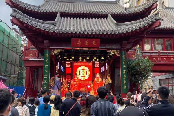 沈阳中街的网红路有什么特色.