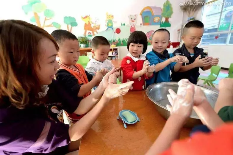 梦见好多小孩跳舞什么预兆(2)
