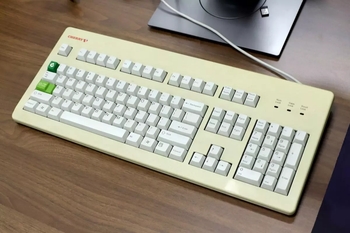 关于樱桃g80-3494(1)